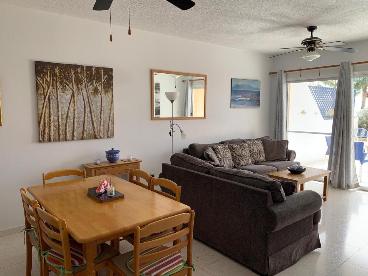 King'S Palace - Spacious 2 Bed, 2 Bath With Sea And Pool Views Paphos Bagian luar foto