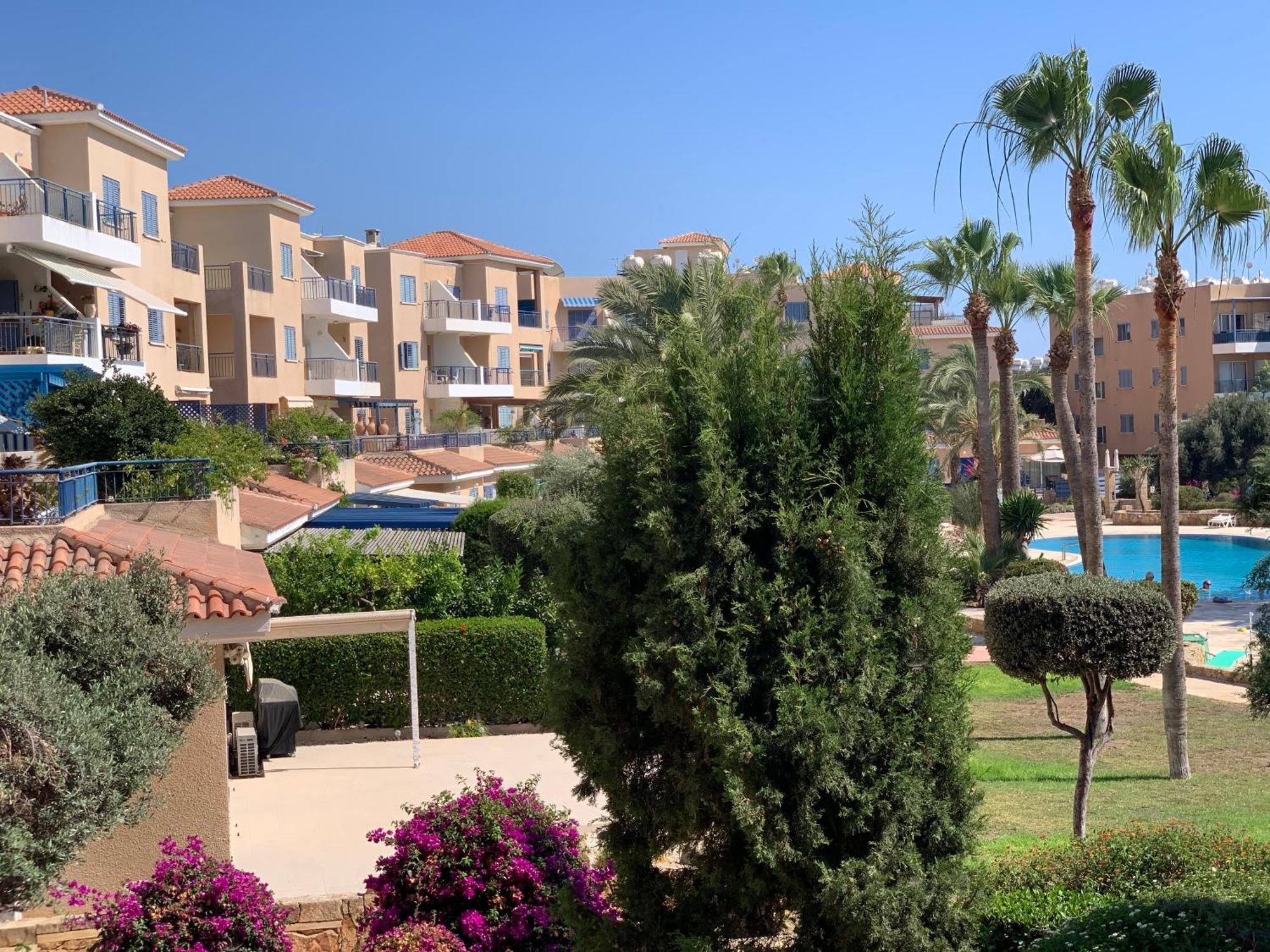 King'S Palace - Spacious 2 Bed, 2 Bath With Sea And Pool Views Paphos Bagian luar foto